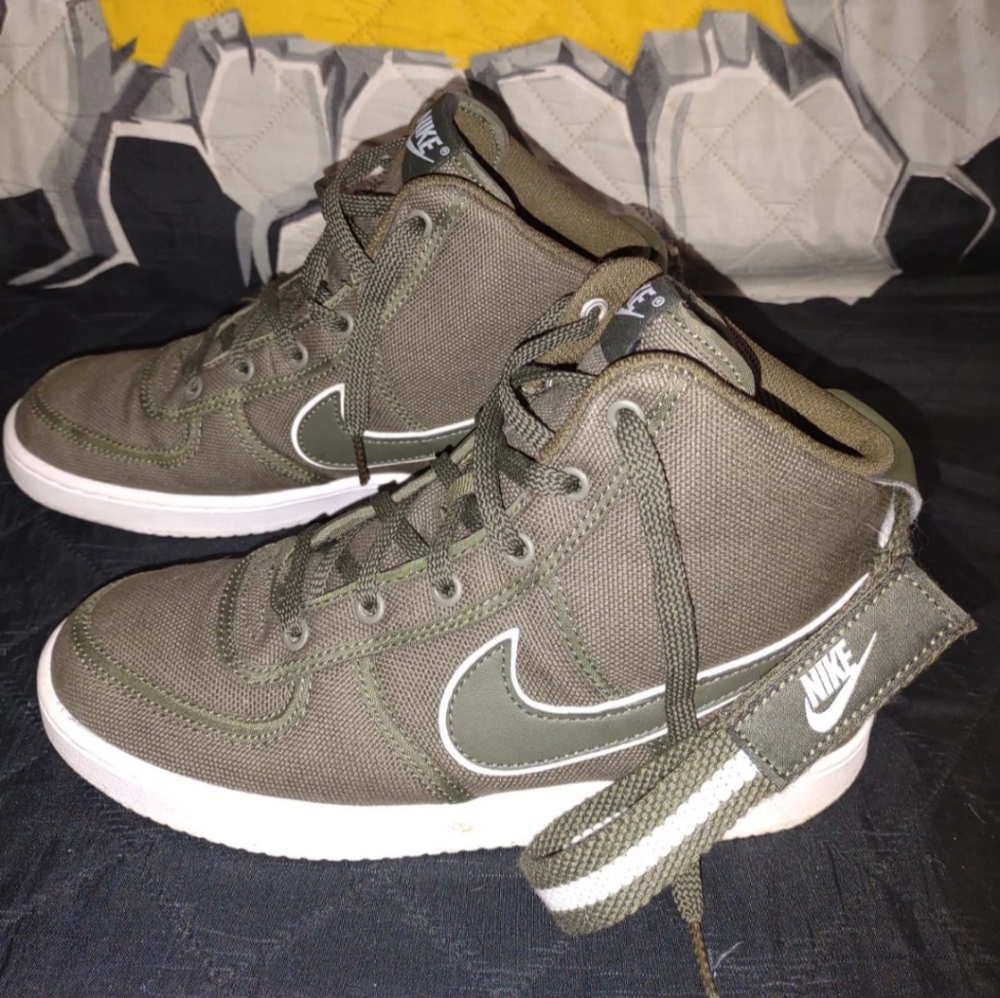 Boys Nike Vandal Supreme High